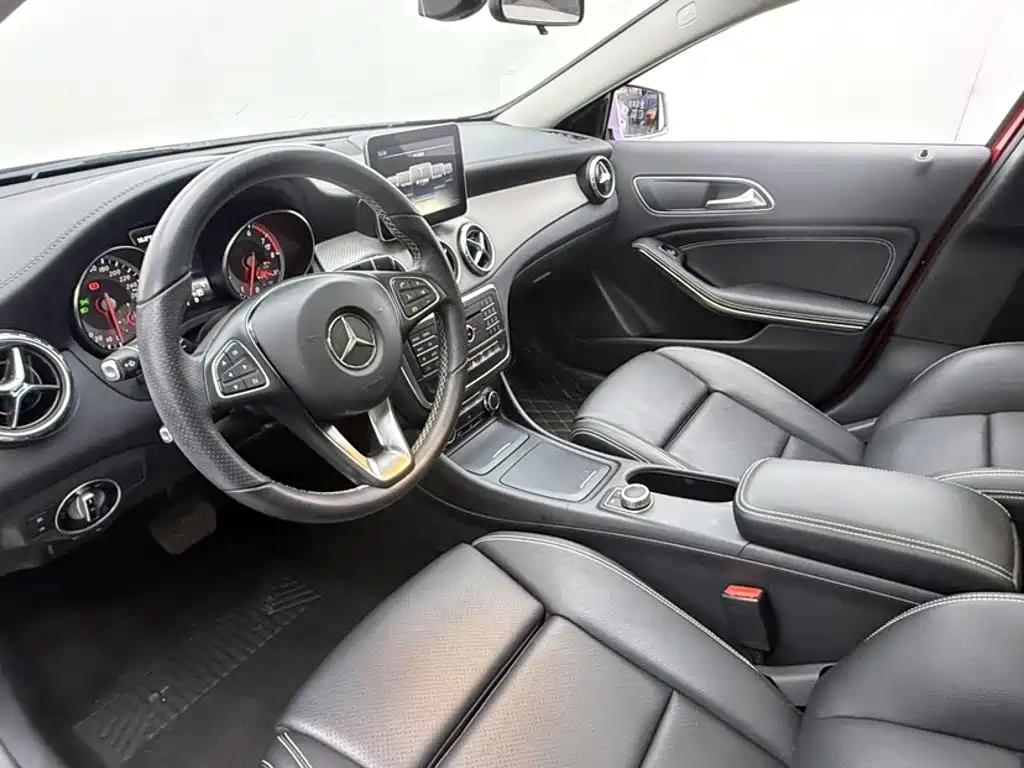 Mercedes-Benz GLA 2017 — фото 13