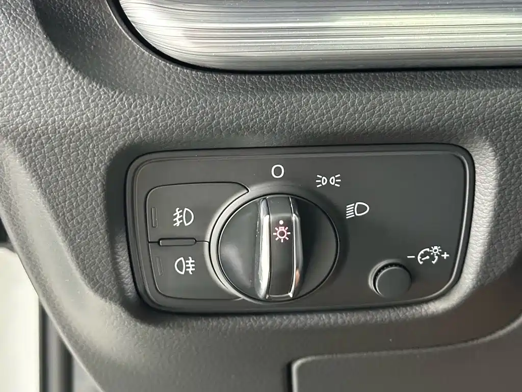 Audi A3 2015 — фото 24