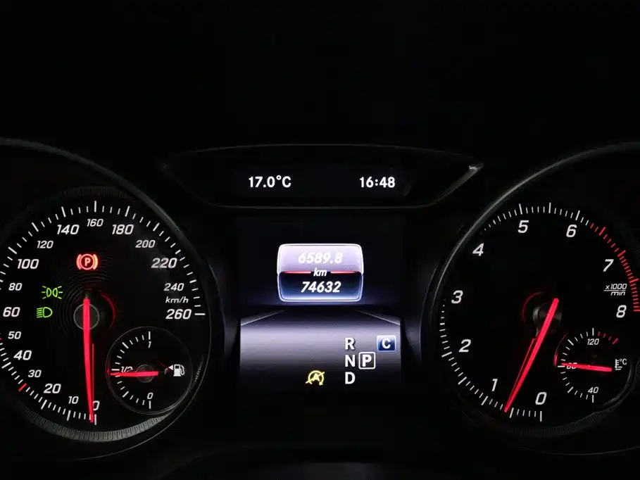Mercedes-Benz GLA 2019 — фото 16