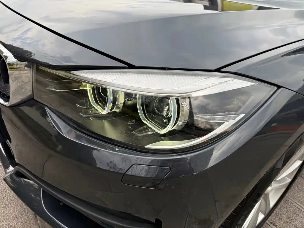 BMW 3 Series GT 2017 — фото 11