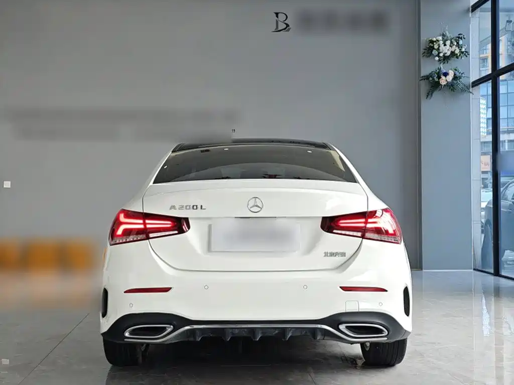 Mercedes-Benz A-Class 2022 — фото 14