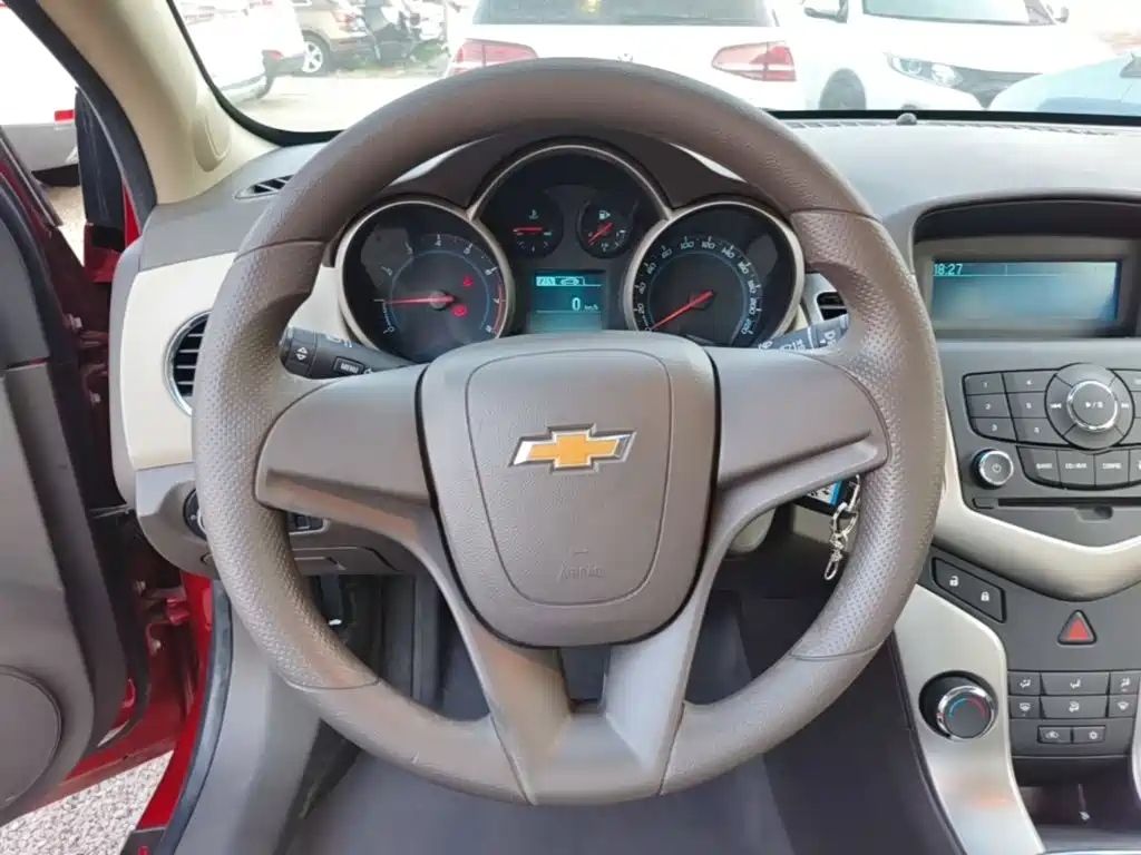 Chevrolet Cruze 2016 — фото 11