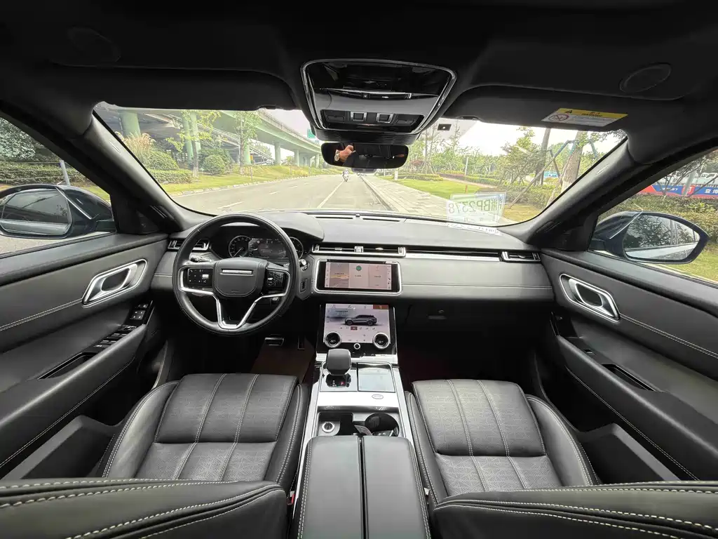Land Rover Velar 2022 — фото 11