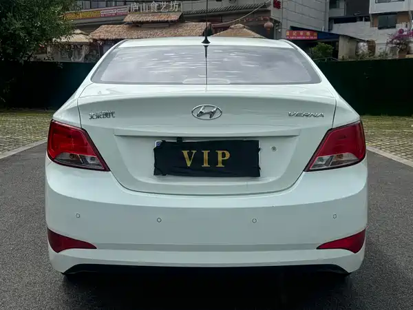 Hyundai Accent 2016