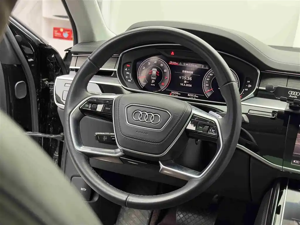 Audi A8 2024 — фото 13