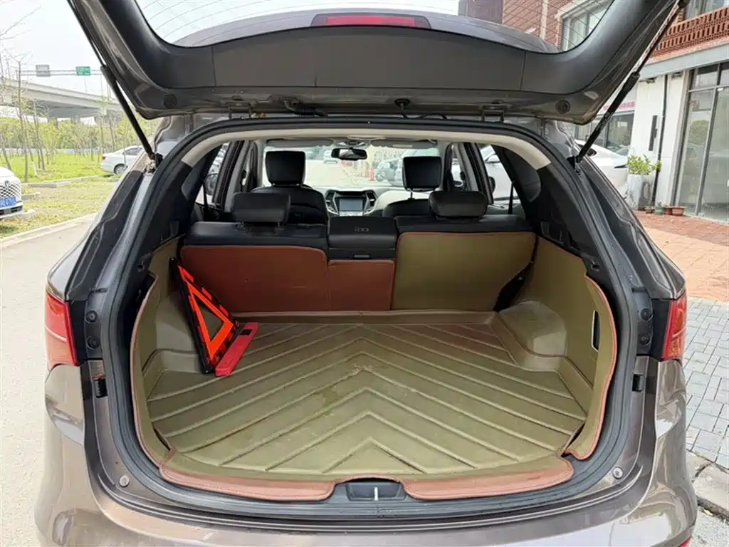 Hyundai Santa Fe 2016 — фото 14