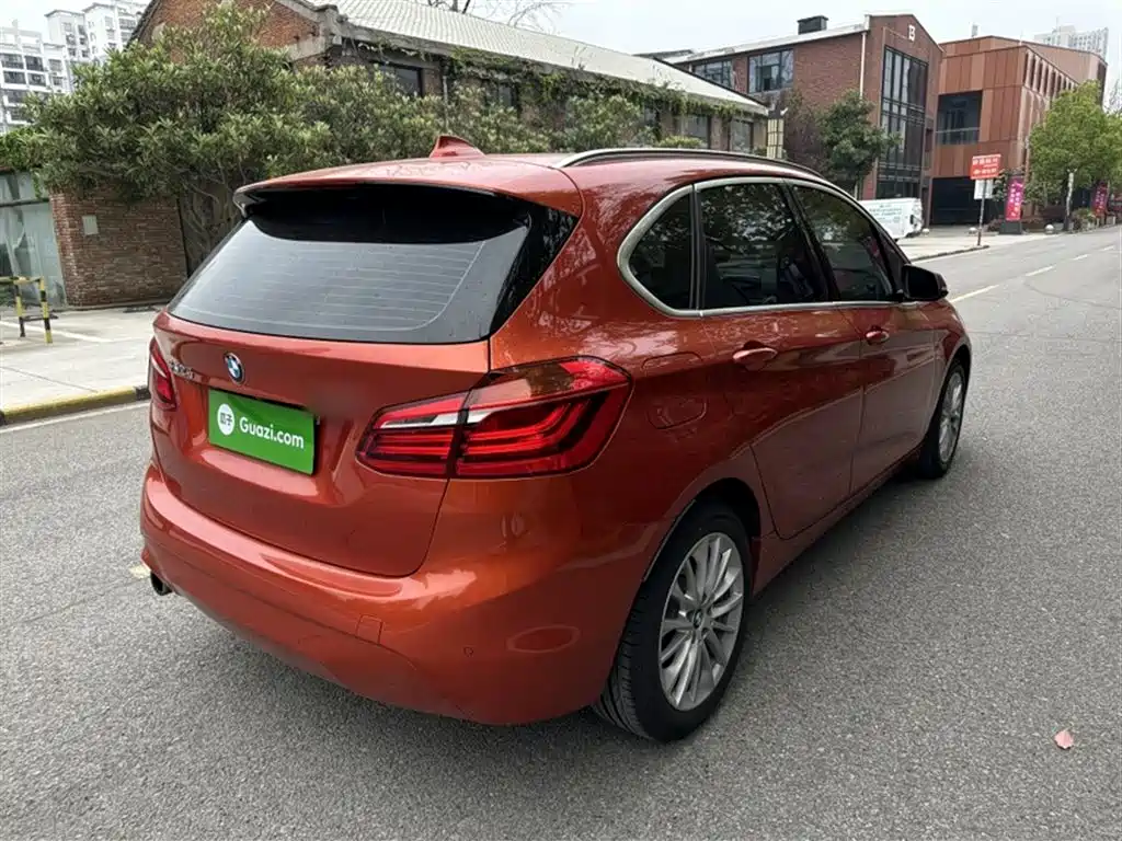 BMW 2 Series Active Tourer 2019 — фото 24