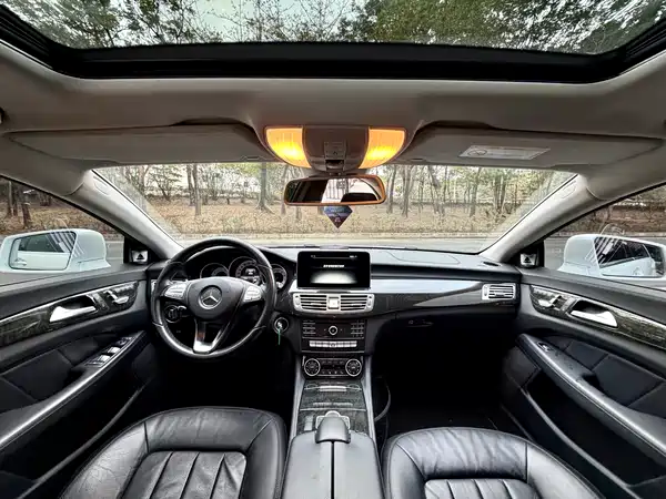Mercedes-Benz CLS 2015