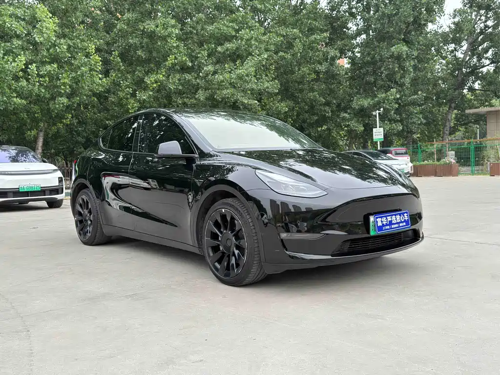 Tesla Model Y 2022 — фото 3