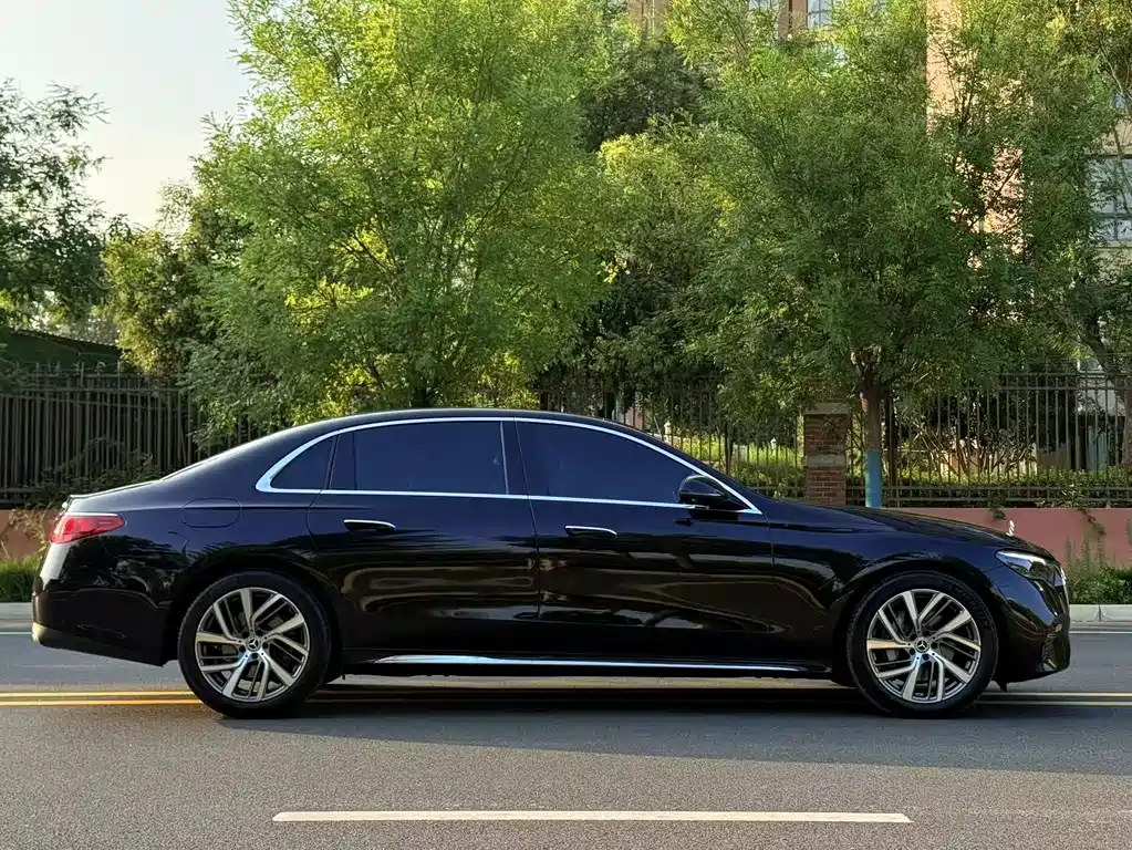 Mercedes-Benz E-Class 2026