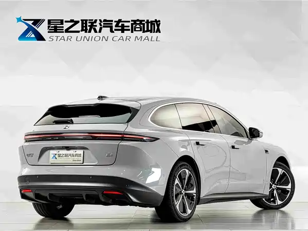 NIO ET5T 2024