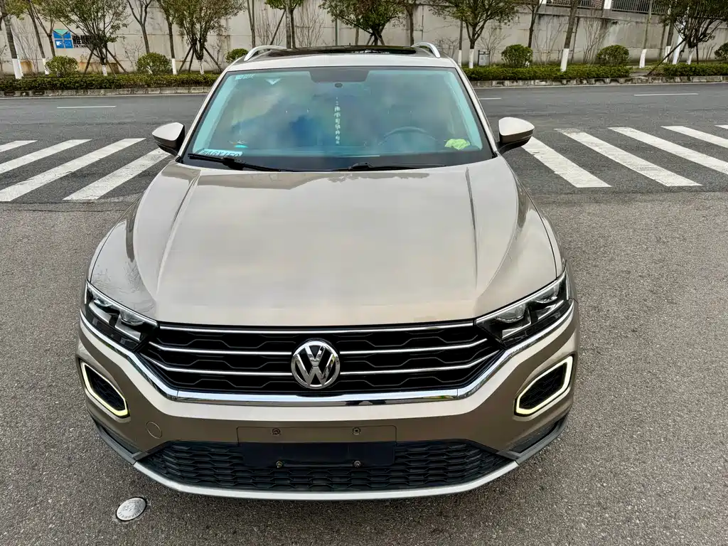 Volkswagen T-Roc 2019 — фото 2