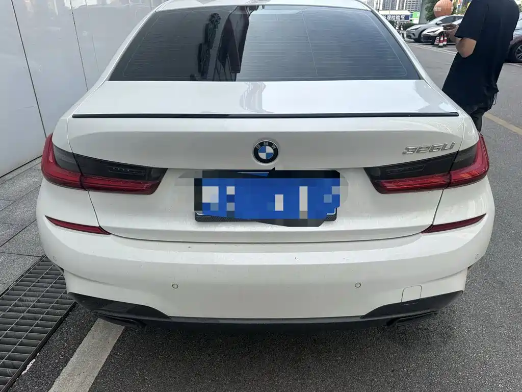 BMW 3 Series 2021