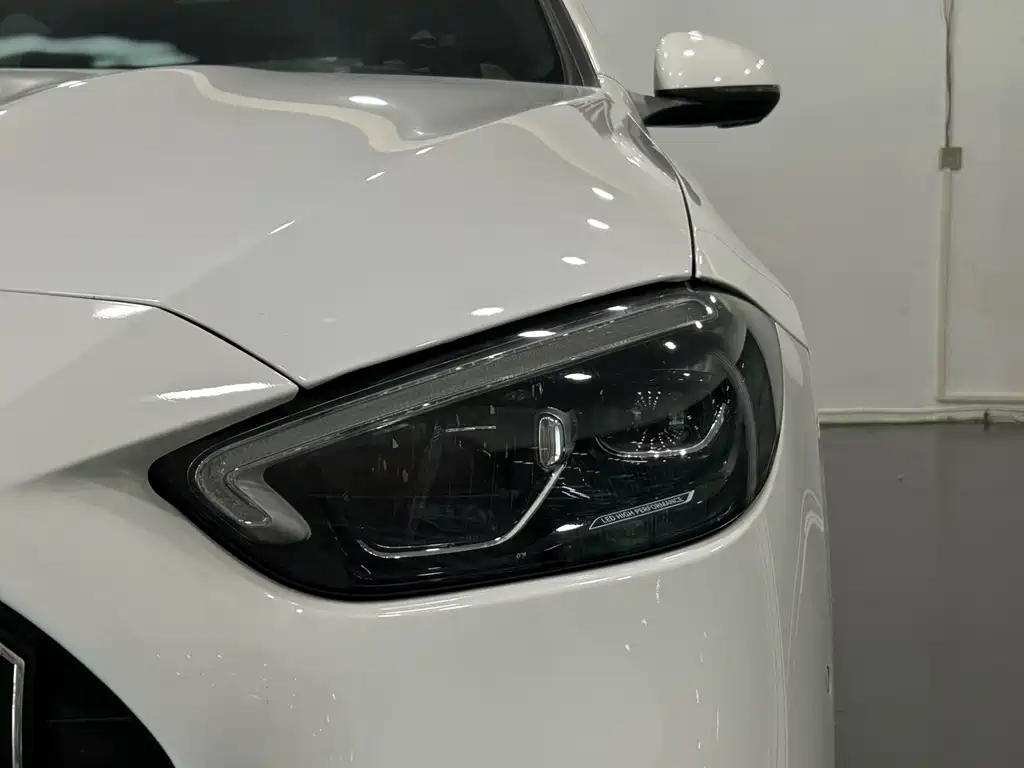 Mercedes-Benz C-Class 2023 — фото 25