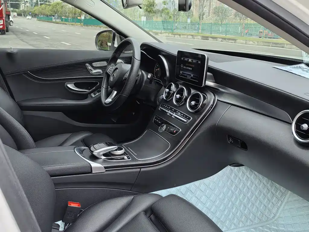 Mercedes-Benz C-Class 2015 — фото 12