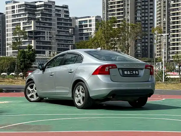 Volvo S60 2012