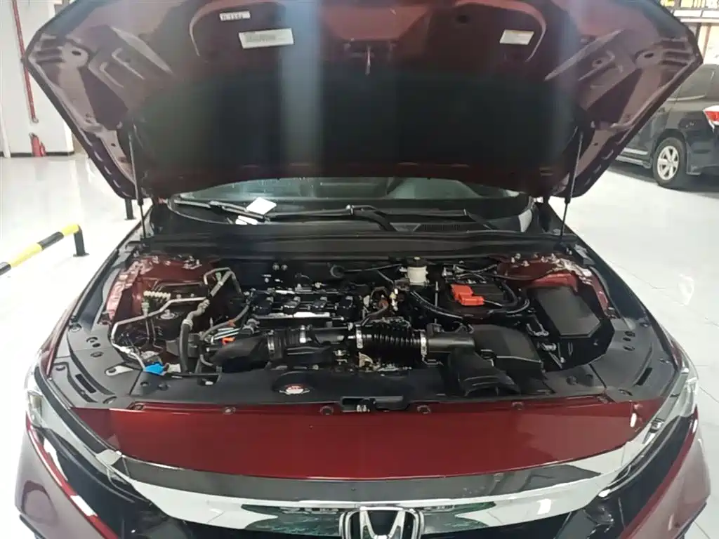 Honda Accord 2019 — фото 20