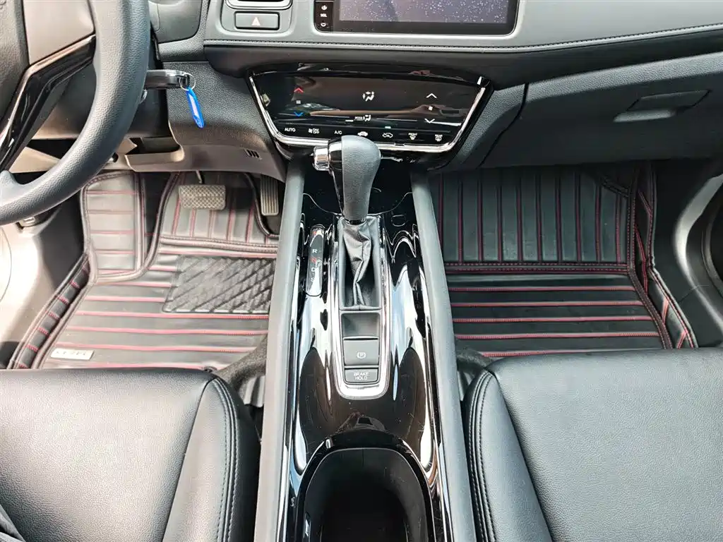 Honda Vezel 2022 — фото 16