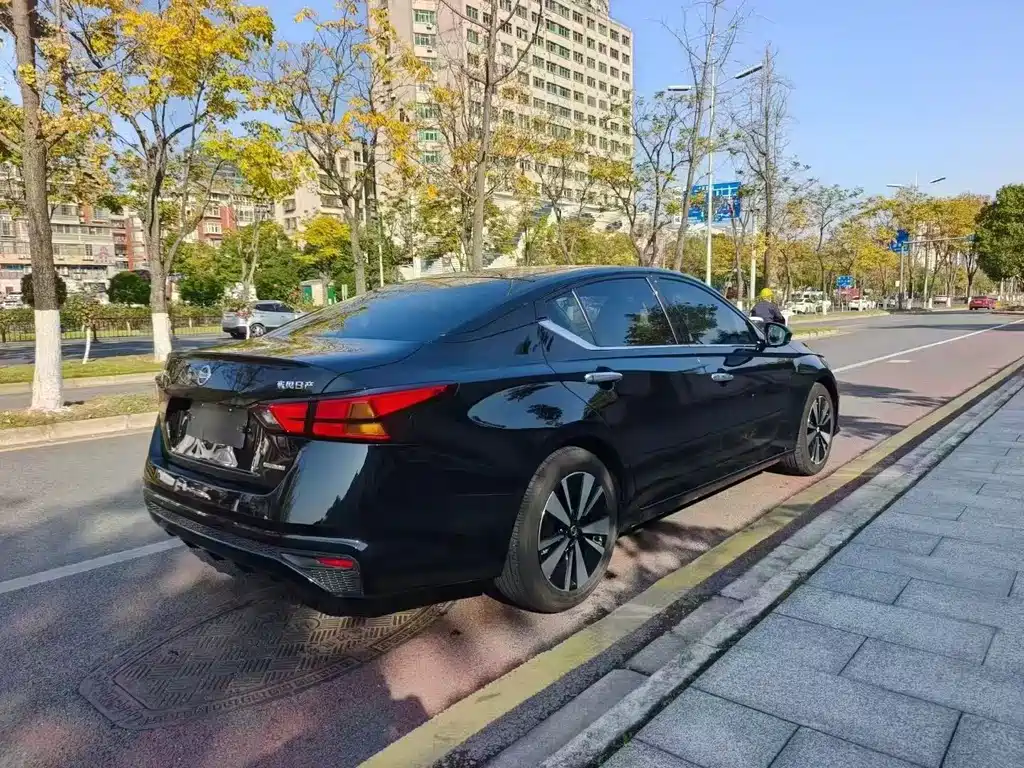 Nissan Teana 2021