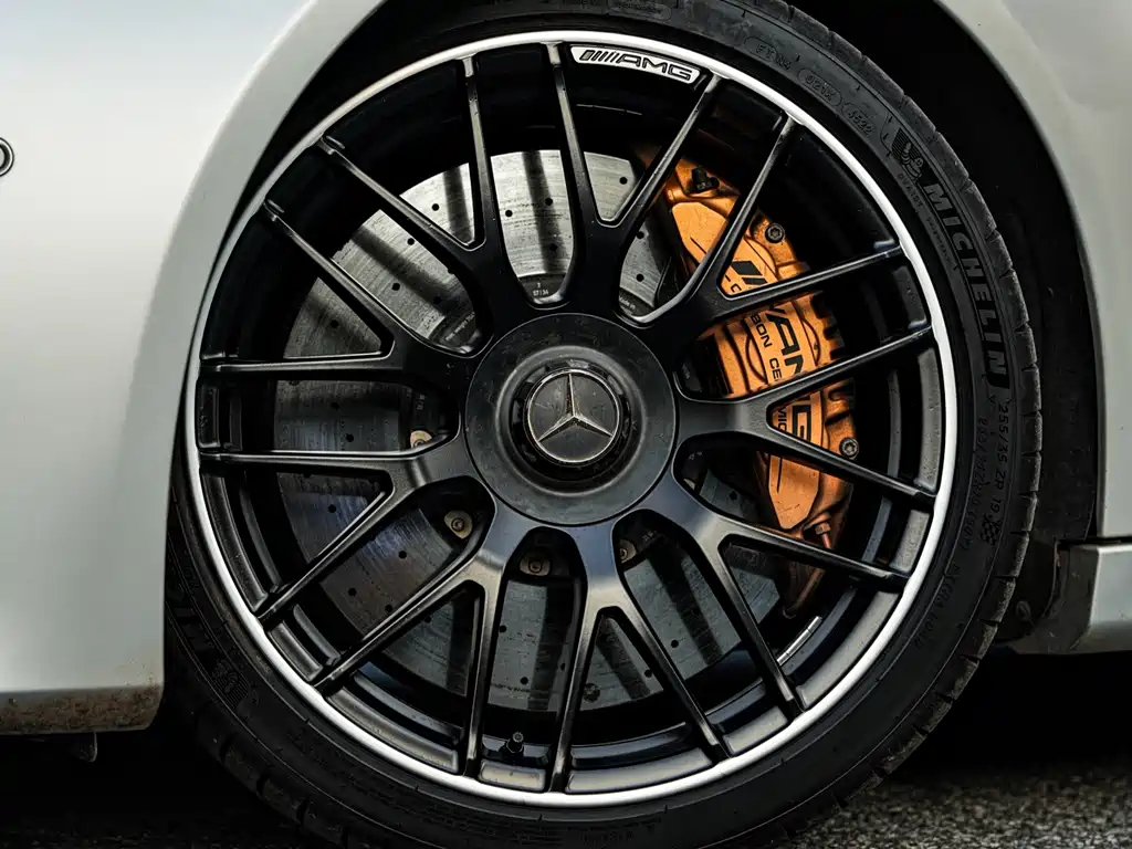 Mercedes-Benz C-Class AMG 2018 — фото 8