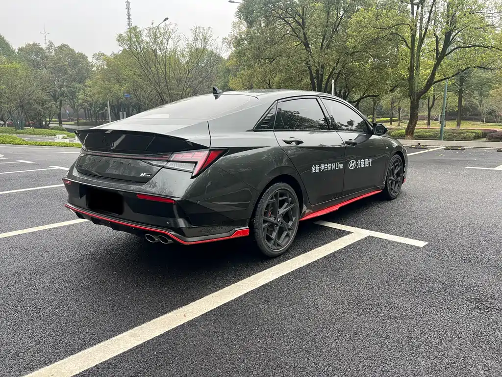 Hyundai Elantra 2023