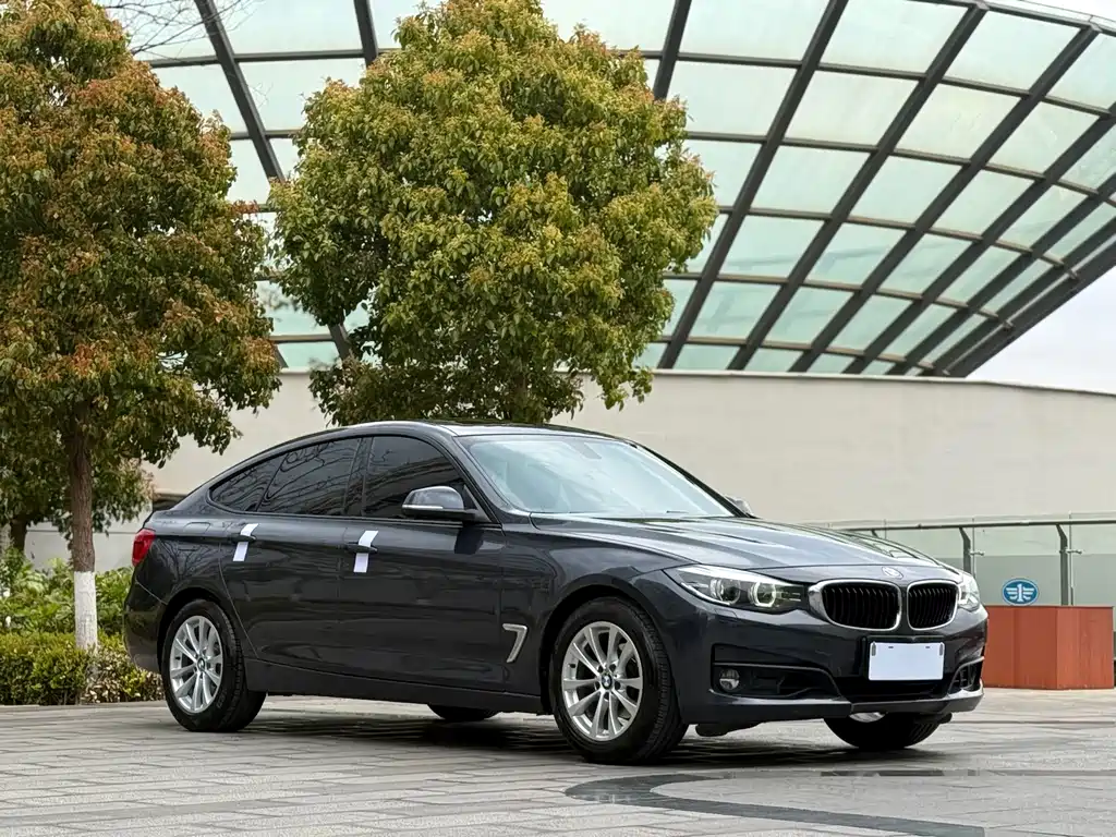 BMW 3 Series GT 2017 — фото 3