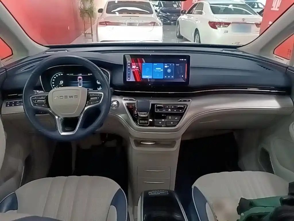 Roewe iMAX8 2021 — фото 10