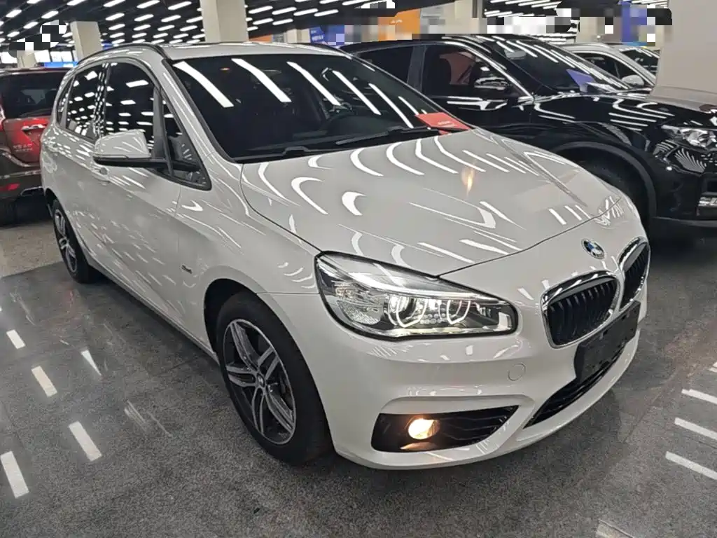 BMW 2 Series Station Wagon 2016 — фото 4