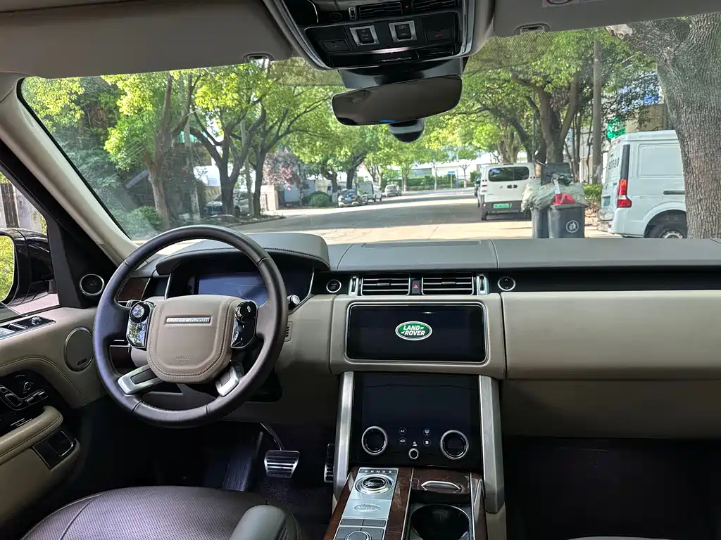 Land Rover Range Rover 2021 — фото 13