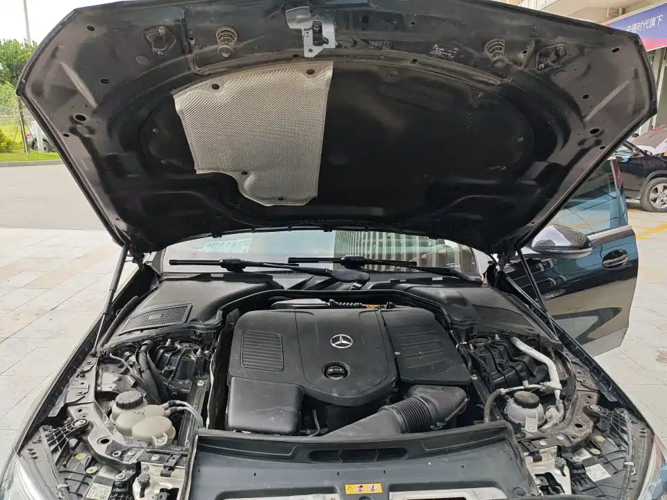 Mercedes-Benz C-Class 2023 — фото 10