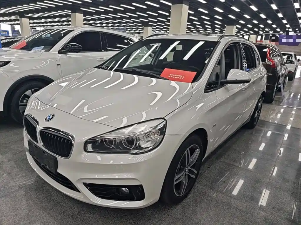 BMW 2 Series Station Wagon 2016 — фото 2