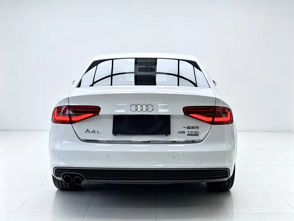 Audi A4L 2015 — фото 12