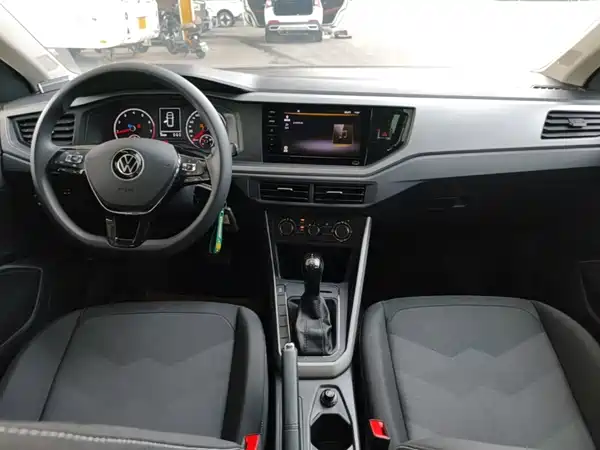 Volkswagen Polo 2021
