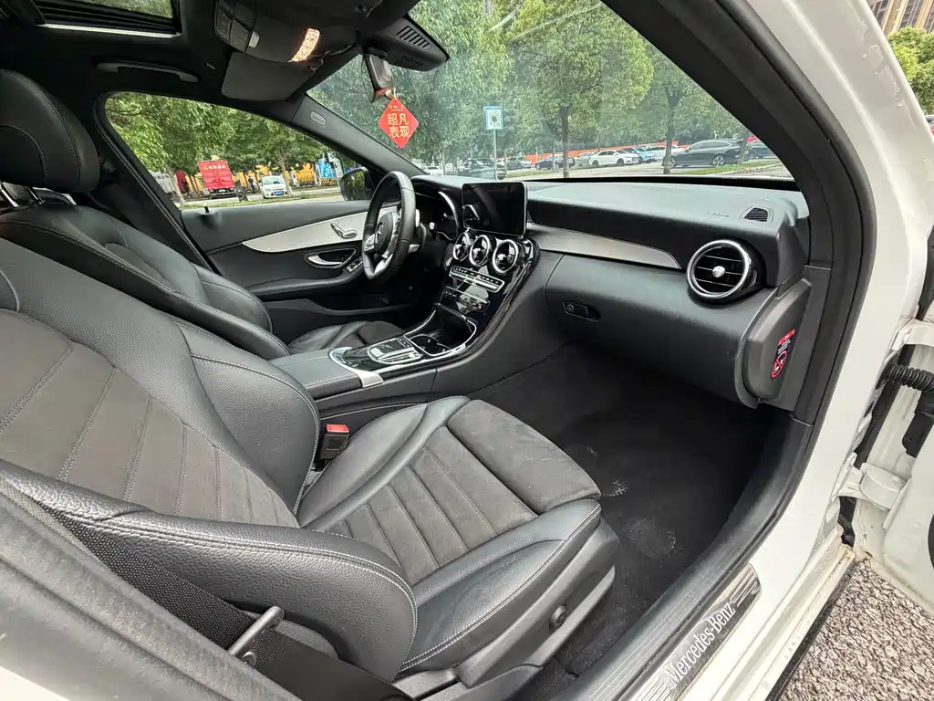 Mercedes-Benz C-Class 2021 — фото 10