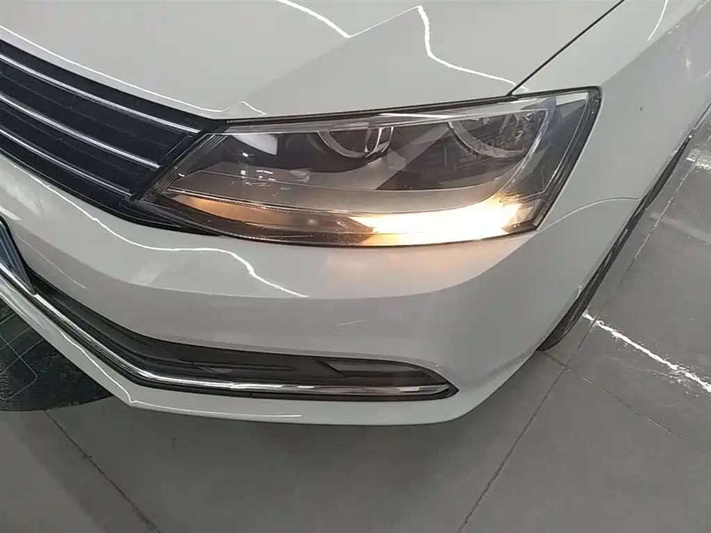 Volkswagen Sagitar 2019 — фото 24
