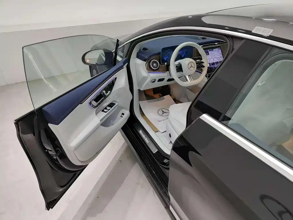 Mercedes-Benz EQE 2025 — фото 19