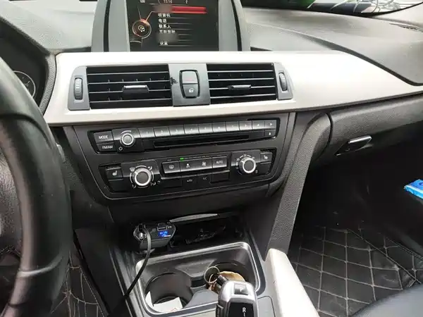 BMW 3 Series 2015