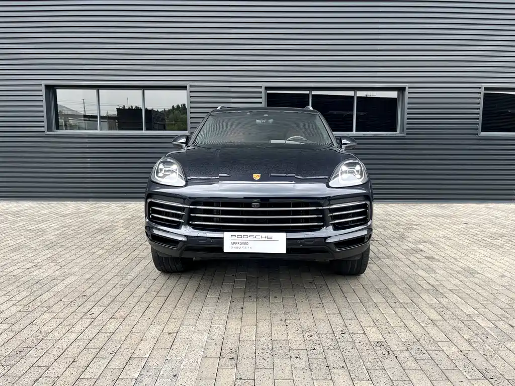 Porsche Cayenne 2023 — фото 2