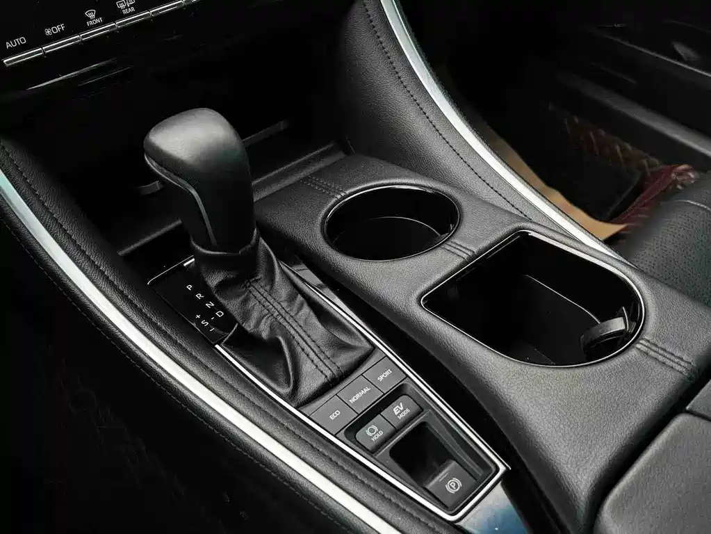 Toyota Avalon 2023 — фото 10