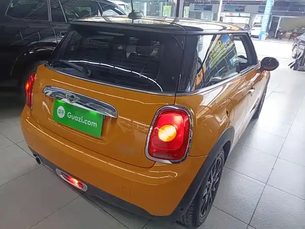 MINI 2017