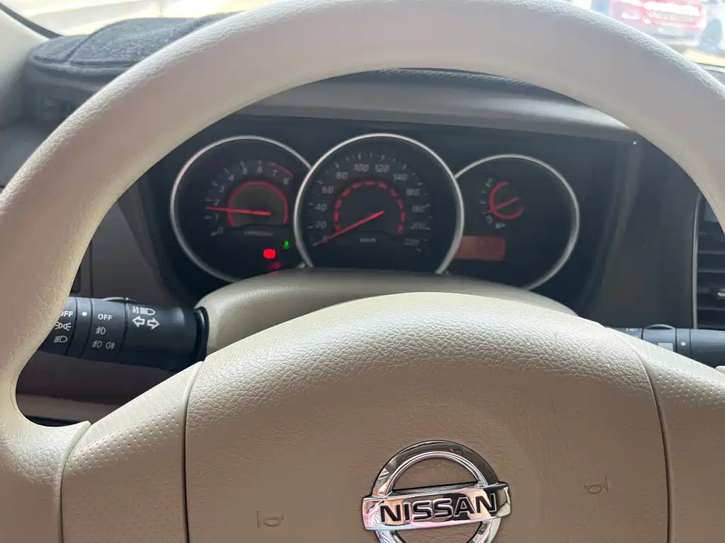 Nissan Sylphy 2012 — фото 13