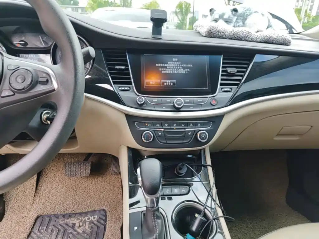 Buick Verano 2015 — фото 12