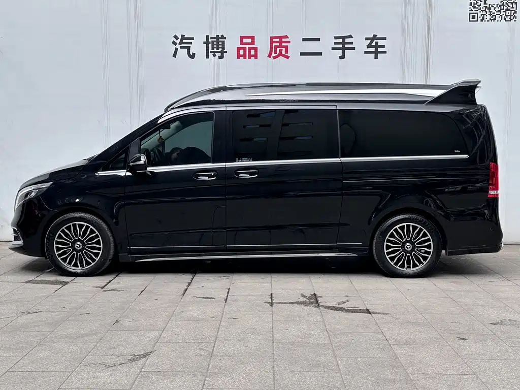Mercedes-Benz V-Class 2023 — фото 4