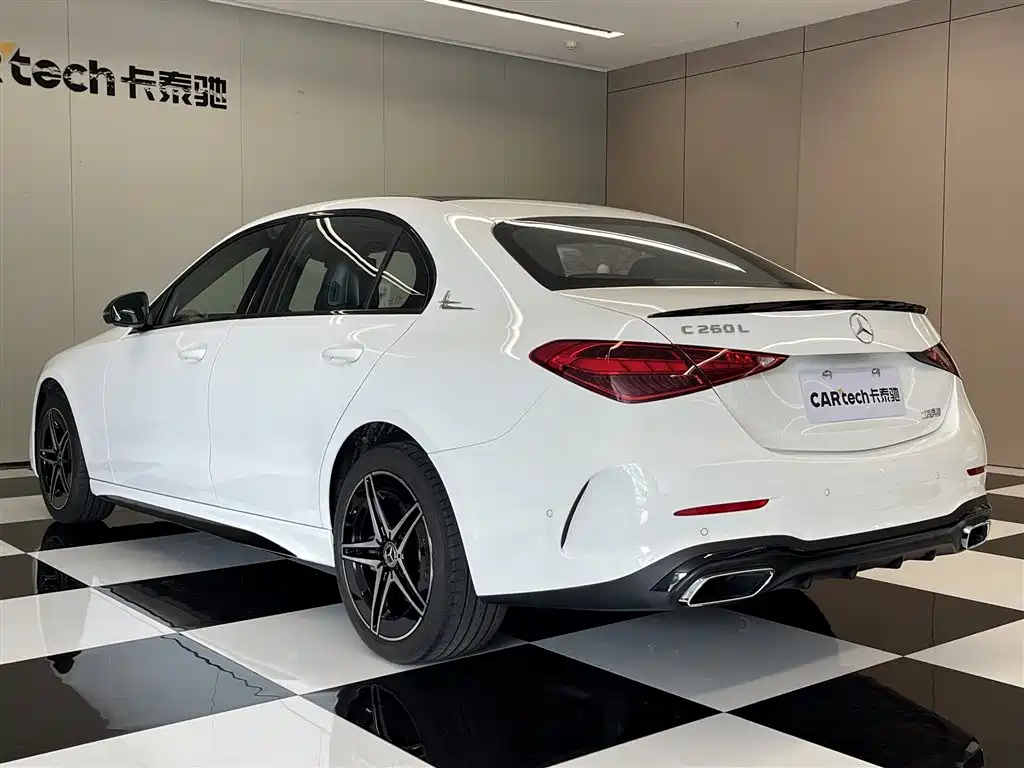 Mercedes-Benz C-Class 2026