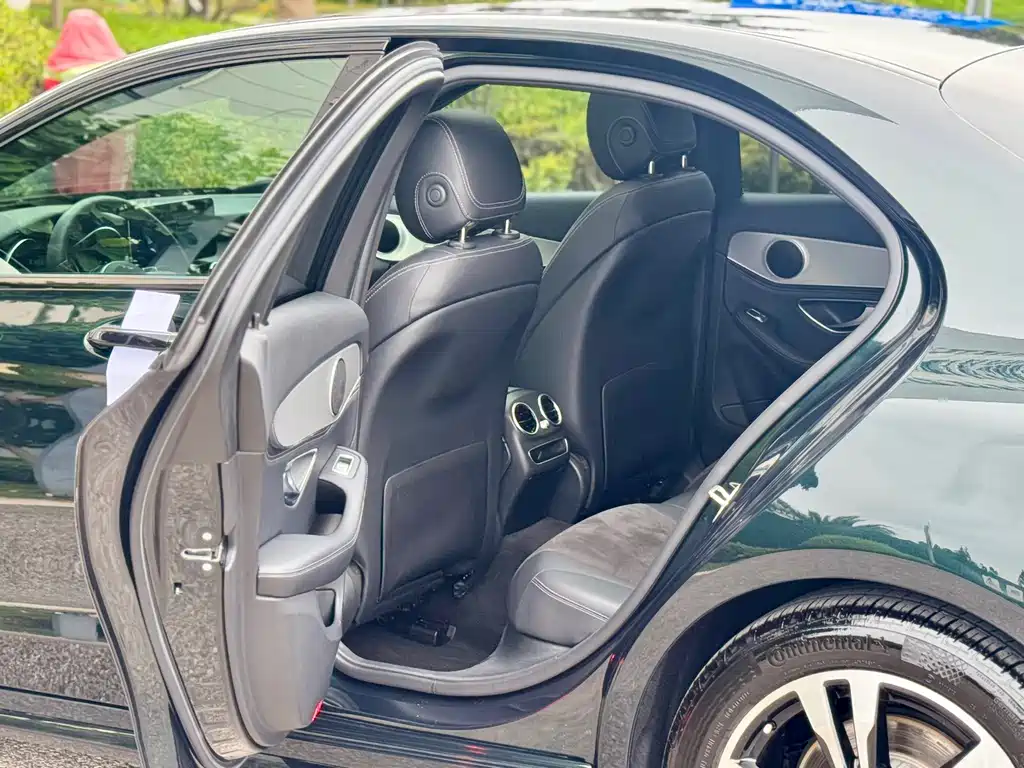 Mercedes-Benz C-Class 2019