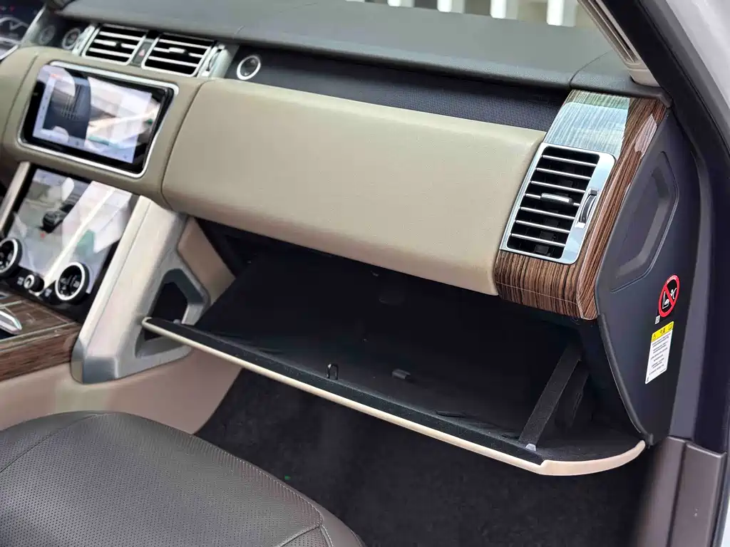 Land Rover Range Rover 2019 — фото 21