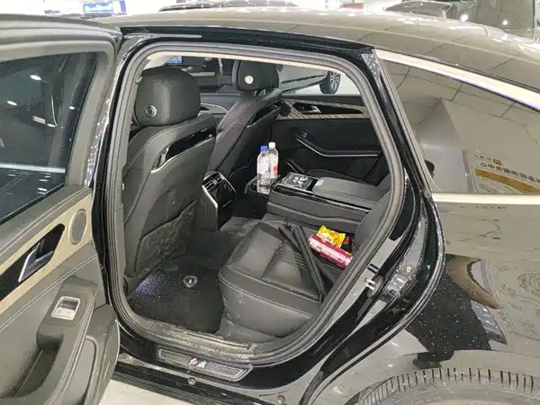 Hongqi H9 2021
