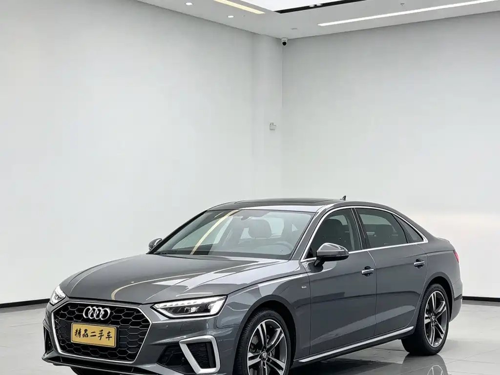 Audi A4L 2020 — фото 1