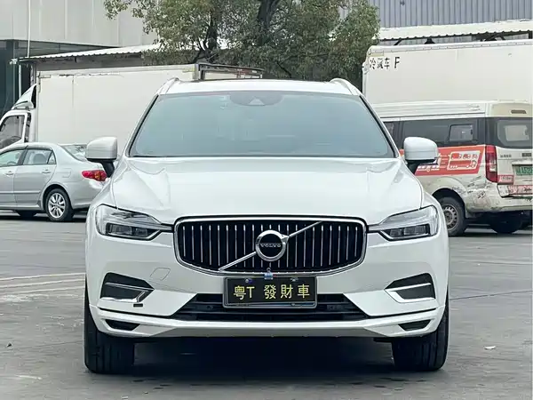 Volvo XC60 2021