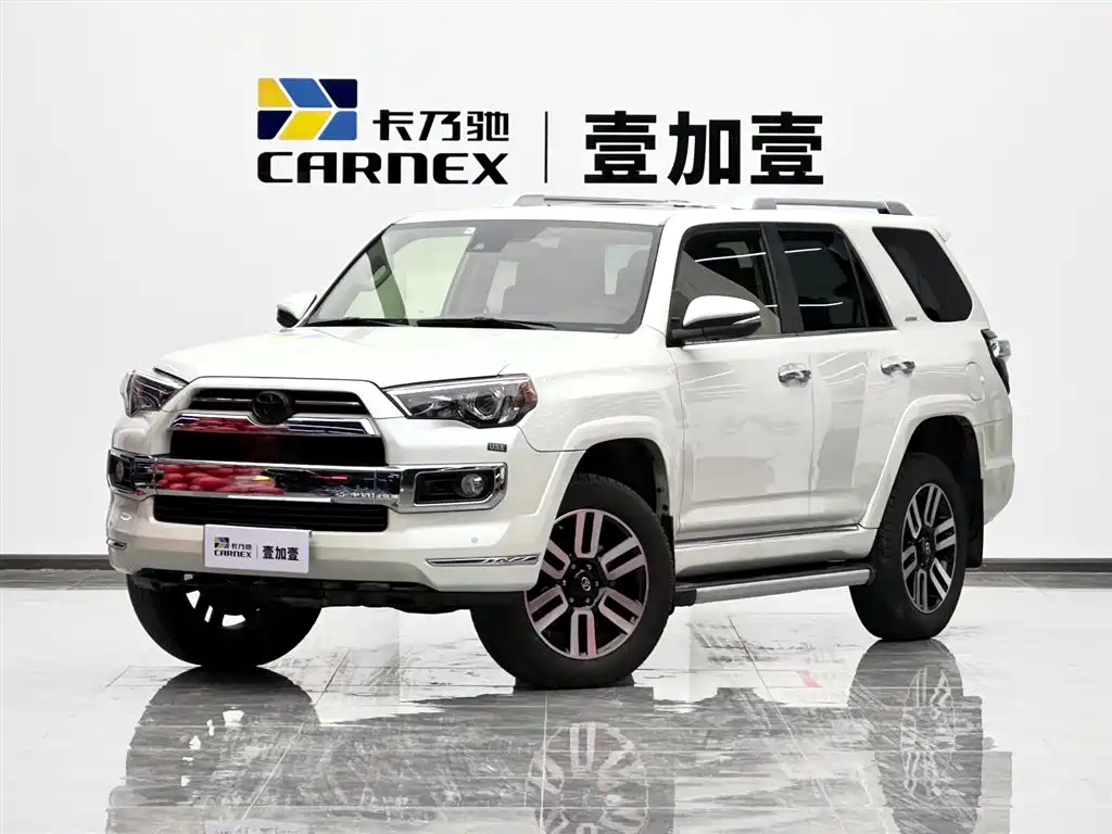 Toyota Land Cruiser 2020 — фото 1